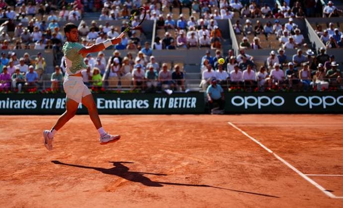 Mandatory Credit: Photo by Javier Garcia Shutterstock (13944034bf) Carlos Alcaraz in fourth round action French Open Tennis, Day 8, Roland Garros, Paris, France - 04 June 2023 French Open Tennis, Day 8, Roland Garros, Paris, France - 04 June 2023  Copyright: xJavierxGarcia Shutterstockx 13944034bf