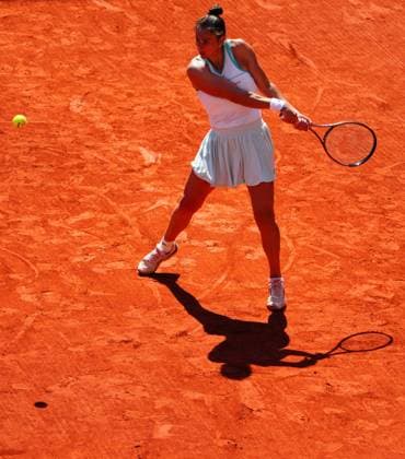 Mandatory Credit: Photo by Javier Garcia Shutterstock (13944044k) Sara Sorribes Tormo French Open Tennis, Day 9, Roland Garros, Paris, France - 05 June 2023 French Open Tennis, Day 9, Roland Garros, Paris, France - 05 June 2023  Copyright: xJavierxGarcia Shutterstockx 13944044k