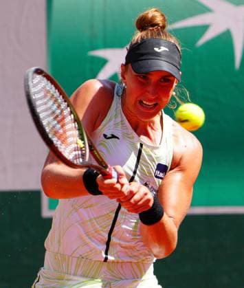 Mandatory Credit: Photo by Javier Garcia Shutterstock (13944044t) Beatriz Haddad Maia French Open Tennis, Day 9, Roland Garros, Paris, France - 05 June 2023 French Open Tennis, Day 9, Roland Garros, Paris, France - 05 June 2023  Copyright: xJavierxGarcia Shutterstockx 13944044t
