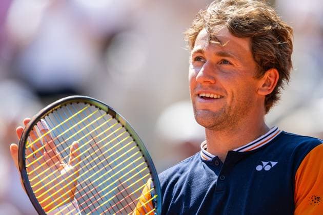230605 Casper Ruud of Norway celebrates winning men?s fourth round singles tennis match during Roland Garros on June 5, 2023 in Paris Photo Vegard Grott BILDBYRAN kod VG VG0448 bbeng tennis french open franska öppna atp roland garros grand slam norge norway jubel  Copyright: VEGARDxGRoTT BB230605VG022
