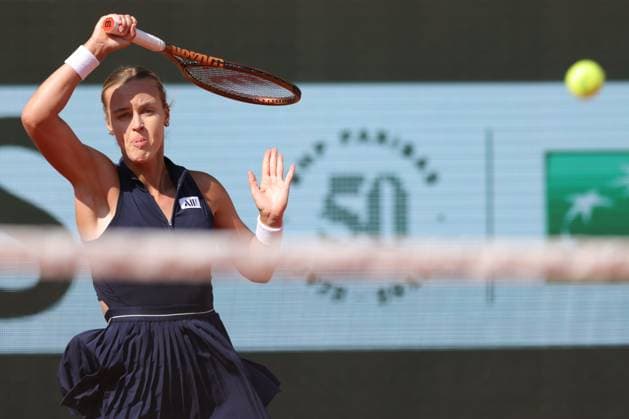 Anna Karolina Schmiedlova, SVK, during fourth round of 2023 French Open at Roland Garros, Paris, 05 06 2023