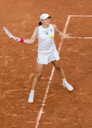 05.06.2023, Paryz, tenis, Roland Garros 2023, N z Iga Swiatek, fot. Tomasz Jastrzebowski Foto Olimpik 05.06.2023, Paris, tennis Grand Slam, Roland Garros 2023, In the picture: Iga Swiatek, fot. Tomasz Jastrzebowski Foto Olimpik NEWSPIX.PL --- Newspix.pl 20230605TOMJ0470