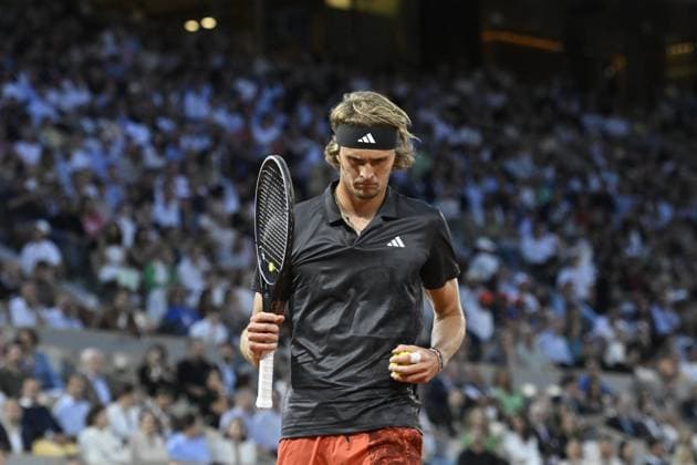 Sport Bilder des Tages Tennis : Roland Garros 2023 - France - Alexander Zverev - Allemagne Tennis : Roland Garros 2023 - France - 05 06 23 ChrysleneCaillaud Panoramic 