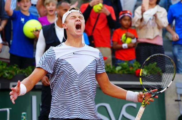 Mandatory Credit: Photo by Javier Garcia Shutterstock (13944044fv) Holger Rune celebrates winning his fourth round match French Open Tennis, Day 9, Roland Garros, Paris, France - 05 June 2023 French Open Tennis, Day 9, Roland Garros, Paris, France - 05 June 2023  Copyright: xJavierxGarcia Shutterstockx 13944044fv