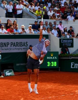 Mandatory Credit: Photo by Javier Garcia Shutterstock (13944044ej) Holger Rune French Open Tennis, Day 9, Roland Garros, Paris, France - 05 June 2023 French Open Tennis, Day 9, Roland Garros, Paris, France - 05 June 2023  Copyright: xJavierxGarcia Shutterstockx 13944044ej