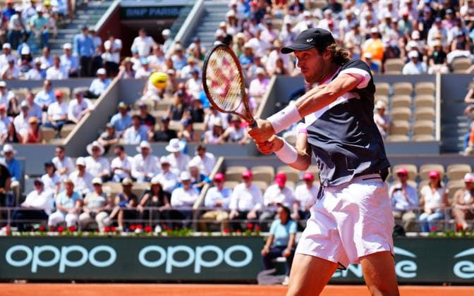 Mandatory Credit: Photo by Javier Garcia Shutterstock (13944044ev) Nicolas Jarry French Open Tennis, Day 9, Roland Garros, Paris, France - 05 June 2023 French Open Tennis, Day 9, Roland Garros, Paris, France - 05 June 2023  Copyright: xJavierxGarcia Shutterstockx 13944044ev