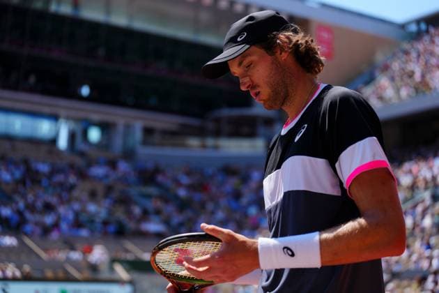 Mandatory Credit: Photo by Javier Garcia Shutterstock (13944044fa) Nicolas Jarry French Open Tennis, Day 9, Roland Garros, Paris, France - 05 June 2023 French Open Tennis, Day 9, Roland Garros, Paris, France - 05 June 2023  Copyright: xJavierxGarcia Shutterstockx 13944044fa