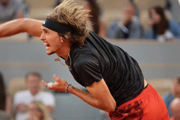 Alexander Zverev of Germany plays against Grigor Dimitrov of Bulgaria at the Roland Garros French Tennis Open in Paris, France, on Monday, June 5, 2023. Zverev won 6-1, 6-4, 6-3 and qualified for the quarter finals.  PAR20230605129 MAYAxVIDON-WHITE