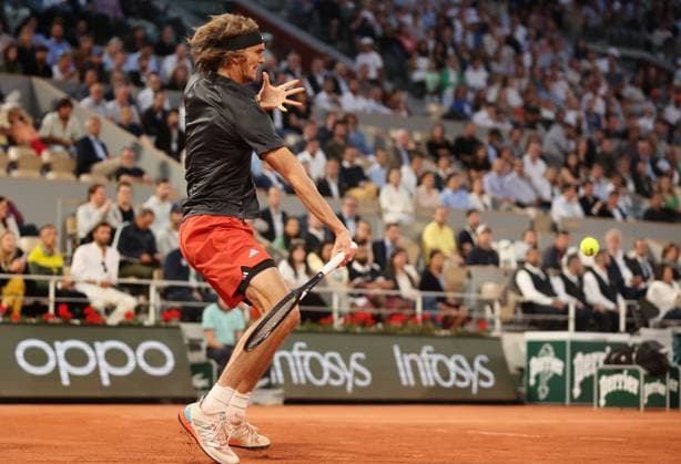 Alexander Zverev of Germany plays against Grigor Dimitrov of Bulgaria at the Roland Garros French Tennis Open in Paris, France, on Monday, June 5, 2023. Zverev won 6-1, 6-4, 6-3 and qualified for the quarter finals.  PAR20230605135 MAYAxVIDON-WHITE