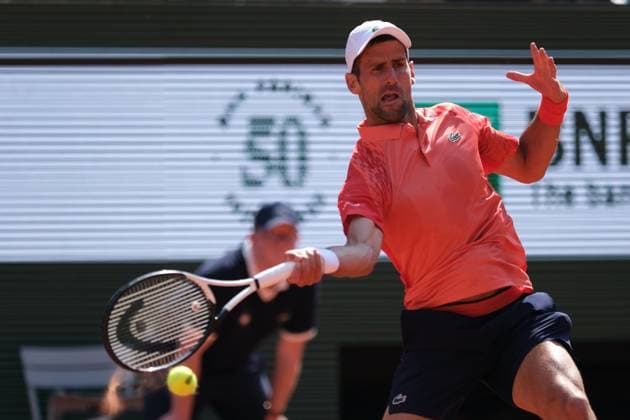 June 6, 2023, Paris, Paris, France: NOVAK DJOKOVIC of Serbia returns the ball to KAREN KHACHANOV of Russia during the quarter-final of the French Open 2023, Grand Slam tennis tournament at Roland-Garros stadium - Paris France Paris France - ZUMAp119 20230606_zaf_p119_036 Copyright: xPierrexSteveninx