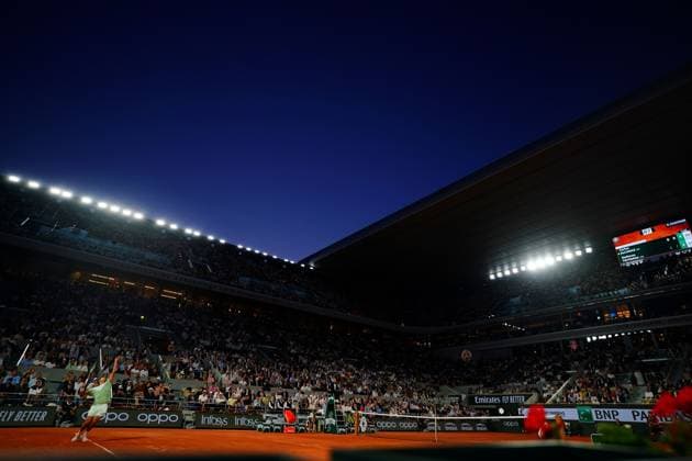Mandatory Credit: Photo by Javier Garcia Shutterstock (13949267gq) Carlos Alcaraz in quarter final action French Open Tennis, Day 10, Roland Garros, Paris, France - 06 June 2023 French Open Tennis, Day 10, Roland Garros, Paris, France - 06 June 2023  Copyright: xJavierxGarcia Shutterstockx 13949267gq