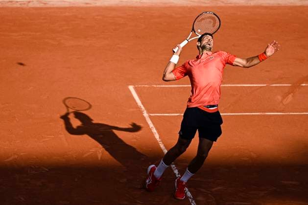 French Open Day 10 Novak Djokovic serves during the French Open, Grand Slam tennis tournament on June 6, 2023 at Roland Garros stadium in Paris, France. Photo by Victor Joly ABACAPRESS.COM Paris France  Copyright: xJolyxVictor ABACAx 856029_067 JolyxVictor ABACAx 856029_067