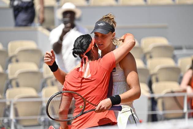 Tennis : Roland Garros 2023 - France - Beatriz Haddad Maia - Bresil Tennis : Roland Garros 2023 - France - 07 06 23 ChrysleneCaillaud Panoramic 