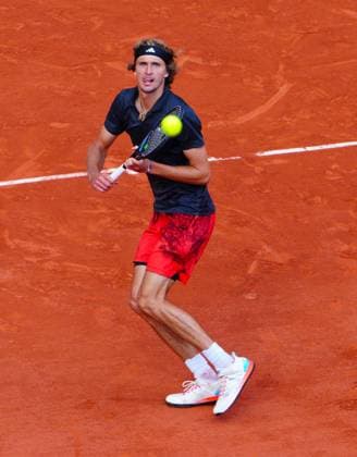 Mandatory Credit: Photo by Javier Garcia Shutterstock (13949271bz) Alexander Zverev in quarter final action French Open Tennis, Day 11, Roland Garros, Paris, France - 07 June 2023 French Open Tennis, Day 11, Roland Garros, Paris, France - 07 June 2023  Copyright: xJavierxGarcia Shutterstockx 13949271bz