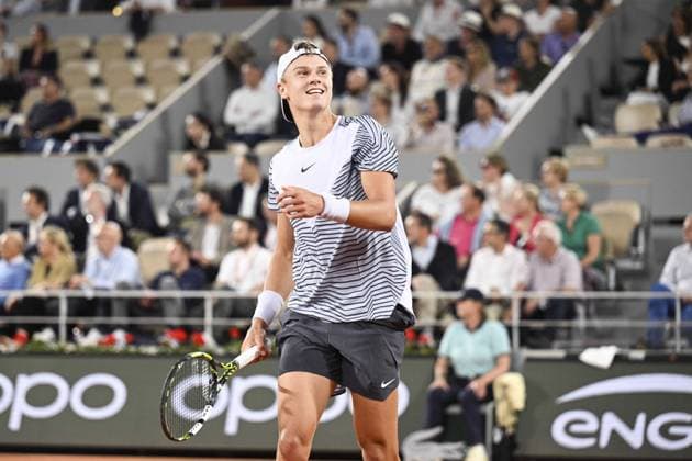 Holger Rune (Den) TENNIS : Roland Garros 2023 - Paris - 07 06 2023 JBAutissier Panoramic 
