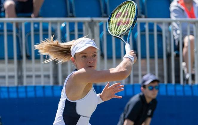 Katie Swan (GBR) playing Oceane Dodin (FRA) during round two of the W100 Surbiton Trophy on day 4 of the Surbiton Trophy at Surbiton Lawn Tennis Club, Surbiton, England on the 8th June 2023. Copyright: xAlanxStanfordx PMI-5583-0005