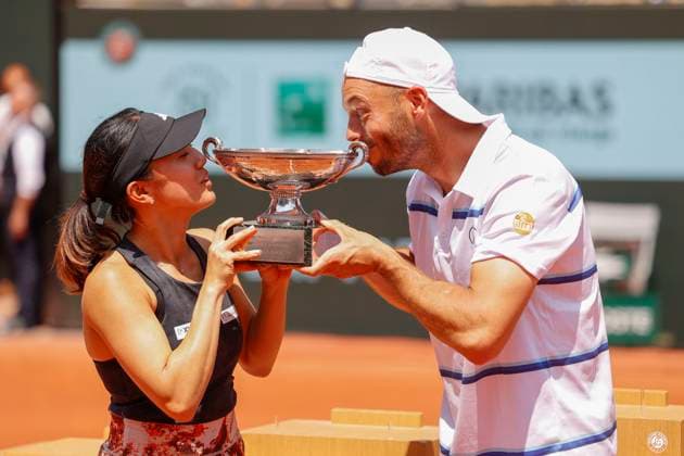 Miyu Kato, Tim Puetz, Mixed Doubles, Award Ceremony, Presentation Copyright: xJuergenxHasenkopfx