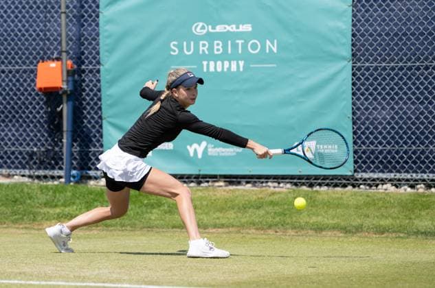 Elizabeth Mandlik (USA) playing Yanina Wyckmayer (BEL) during round two of the W100 Surbiton Trophy on day 4 of the Surbiton Trophy at Surbiton Lawn Tennis Club, Surbiton, England on the 8th June 2023. Copyright: xAlanxStanfordx PMI-5583-0053