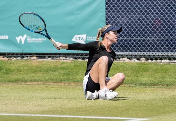 Elizabeth Mandlik (USA) slips over while playing Yanina Wyckmayer (BEL) during round two of the W100 Surbiton Trophy on day 4 of the Surbiton Trophy at Surbiton Lawn Tennis Club, Surbiton, England on the 8th June 2023. Copyright: xAlanxStanfordx PMI-5583-0055