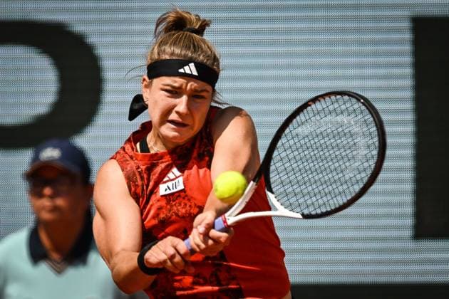 June 8, 2023, Paris, France: KAROLINA MUCHOVA of Czech Republic during the twelfth day of French Open Grand Slam tennis tournament at the Roland-Garros Stadium. Muchova beats Sabalenka 7-6 (7-5) 6-7 (5-7) 7-5 to reach her first Grand Slam final. Paris France - ZUMAm308 20230608_zsp_m308_001 Copyright: xMatthieuxMirvillex