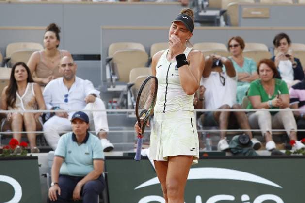 Beatriz Haddad Maia TENNIS : Roland-Garros 2023 - Paris - 08 06 2023 MichaelBaucher Panoramic 