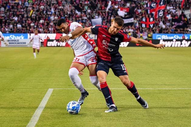 Walid Cheddira of SSC Bari, Giorgio Altare of Cagliari Calcio during Final - Cagliari vs Bari, Italian soccer Serie B match in Cagliari, Italy, June 08 2023  Copyright: xLuigixCanu LiveMediax xipa-agencx xLivexMediax 0 IPA_IPA38504263