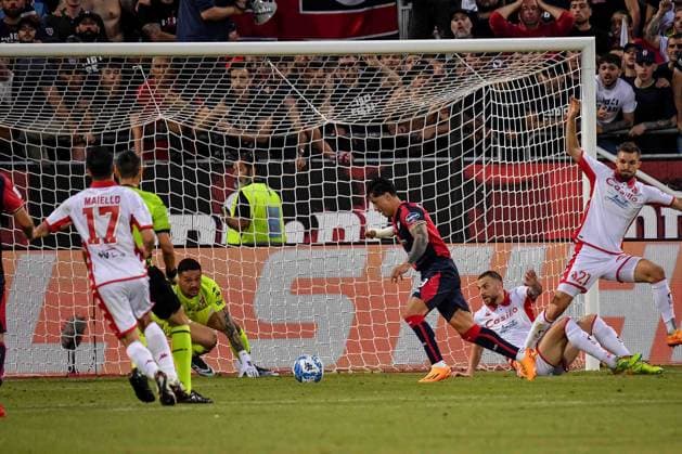 Gianluca Lapadula of Cagliari Calcio, Goal annullato during Final - Cagliari vs Bari, Italian soccer Serie B match in Cagliari, Italy, June 08 2023  Copyright: xLuigixCanu LiveMediax xipa-agencx xLivexMediax 0 IPA_IPA38504331