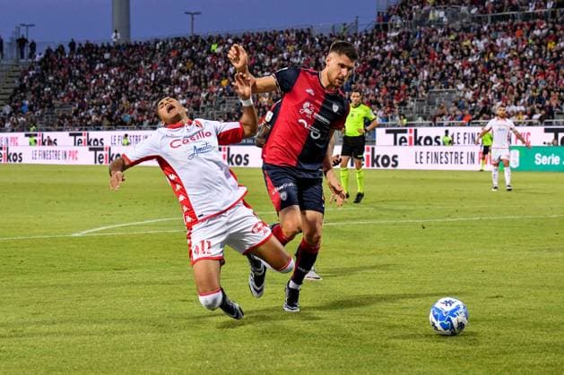 Walid Cheddira of SSC Bari, Giorgio Altare of Cagliari Calcio during Final - Cagliari vs Bari, Italian soccer Serie B match in Cagliari, Italy, June 08 2023  Copyright: xLuigixCanu LiveMediax xipa-agencx xLivexMediax 0 IPA_IPA38504346