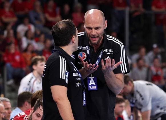 08 06 2023 Handball 1 Bundesliga LIQUI MOLY HBL Season 2022 2023 33 Matchday HC Erlangen Nuremberg Metropolitan Region HCE SG Flensburg Handewitt Flensburg DaMa Raul Alonso Coach Sports Director HC Erlangen HCE Olafur Stefansson Co Coach HC Erlangen HCE coordinate