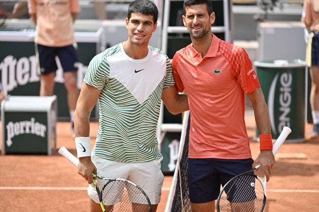 Tennis : Roland Garros 2023 - France - 1 2 finale simple hommes - Carlos Alcaraz - Espagne contre Novak Djokovic - Serbie Tennis : Roland Garros 2023 - France - 09 06 23 ChrysleneCaillaud Panoramic 
