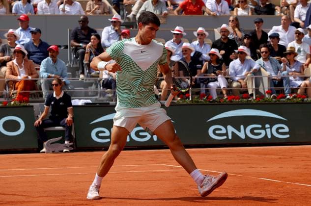 Mandatory Credit: Photo by Ella Ling Shutterstock (13949275y) Carlos Alcaraz of Spain celebrates French Open Tennis, Day 13, Roland Garros, Paris, France - 09 June 2023 French Open Tennis, Day 13, Roland Garros, Paris, France - 09 June 2023  Copyright: xEllaxLing Shutterstockx 13949275y