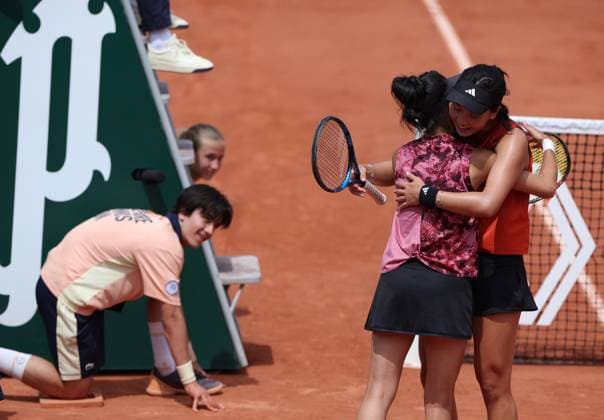 (230609) -- PARIS, June 9, 2023 -- Wang Xinyu (R) Hsieh Su-Wei celebrate after winning the women s doubles semifinals between Wang Xinyu of China Hsieh Su-Wei of Chinese Taipei and Nicole Melichar-Martinez of the United States Ellen Perez of Australia at the French Open tennis tournament at Roland Garros in Paris, France, June 9, 2023. ) (SP)FRANCE-PARIS-TENNIS-ROLAND GARROS-FRENCH OPEN-WOMEN S DOUBLES GaoxJing 