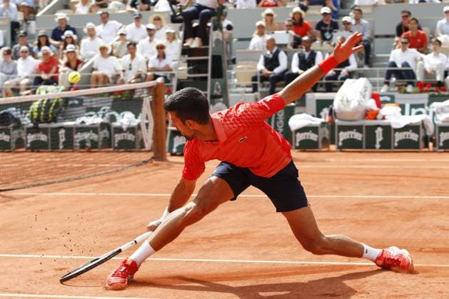 Sport Bilder des Tages Novak Djokovic TENNIS : Roland-Garros 2023 - Paris - 09 06 2023 MichaelBaucher Panoramic 