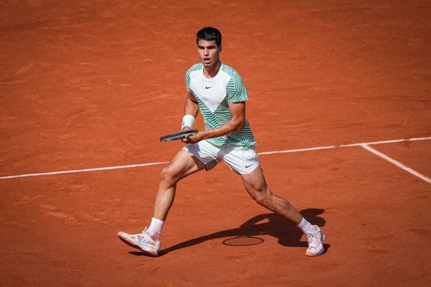 French Open, Roland Garros: Carlos Alcaraz Garfia - Novak Djokovic Paris, Frankrike 20230609. Carlos Alcaraz Garfia under semifinalen i tennis mellom Carlos Alcaraz Garfia fra Spania og Novak Djokovic fra Serbia under Roland-Garros-turneringen i Paris. Foto: Beate Oma Dahle NTB Paris Frankrike EDITORIAL USE ONLY. RESTRICTED USE FOR BETTING COMPANIES Ref:_SPO_BNC0259400977st.jpg  Copyright: xBeatexOmaxDahlex xNTBx