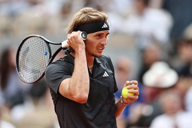Alexander Zverev, GER, during semi finals of 2023 French Open at Roland Garros, Paris, 09 06 2023