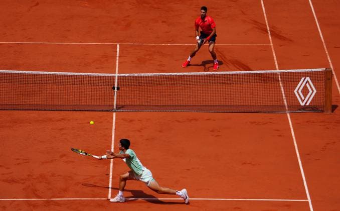 Mandatory Credit: Photo by Javier Garcia Shutterstock (13949278bv) Novak Djokovic plays Carlos Alcaraz in the semi final French Open Tennis, Day 13, Roland Garros, Paris, France - 09 June 2023 French Open Tennis, Day 13, Roland Garros, Paris, France - 09 June 2023  Copyright: xJavierxGarcia Shutterstockx 13949278bv