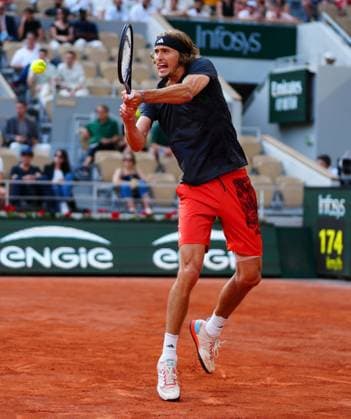 Mandatory Credit: Photo by Javier Garcia Shutterstock (13949278bo) Alexander Zverev French Open Tennis, Day 13, Roland Garros, Paris, France - 09 June 2023 French Open Tennis, Day 13, Roland Garros, Paris, France - 09 June 2023  Copyright: xJavierxGarcia Shutterstockx 13949278bo