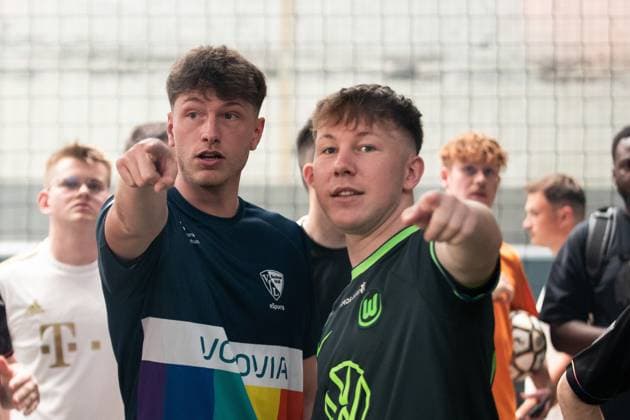 Grand Final of the Virtual Bundesliga 2023 Bastia Rupsch Pipe Crew, VfL Wolfsburg and Timo Siep TimoX, VFL Bochum Grand Final of the Virtual Bundesliga 2023, Cologne, Strassenkickerbase, 10 06 2023 Copyright: xBEAUTIFULxSPORTS Buriakovx