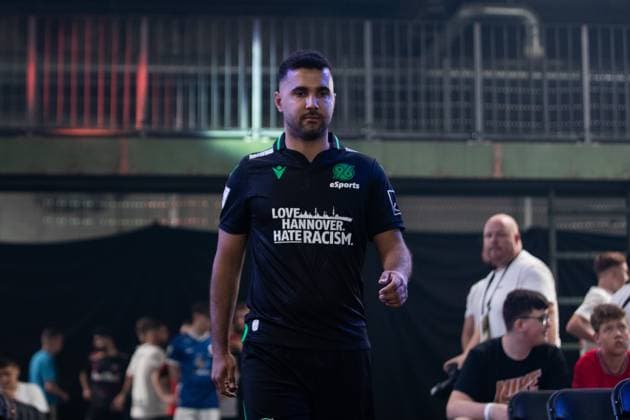 Grand Final of the Virtual Bundesliga 2023 Can Tuna Cankos, Hannover 96 Grand Final of the Virtual Bundesliga 2023, Koeln, Strassenkickerbase, 10 06 2023 Copyright: xBEAUTIFULxSPORTS Buriakovx