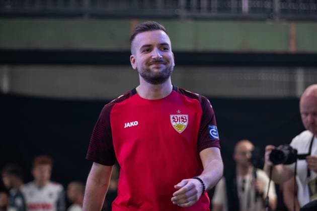 Grand Final of the Virtual Bundesliga 2023 Deniel Mutic VfB Denii 10, VFB Stuttgart Grand Final of the Virtual Bundesliga 2023, Koeln, Strassenkickerbase, 10 06 2023 Copyright: xBEAUTIFULxSPORTS Buriakovx