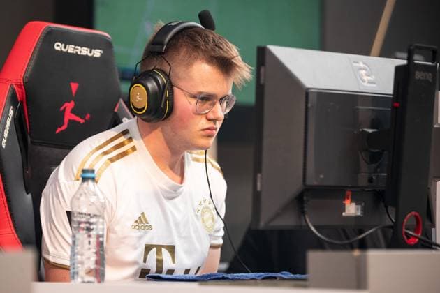 Grand Final of the Virtual Bundesliga 2023 Niklas Rank NiklasRank, FC Bayern Grand Final of the Virtual Bundesliga 2023, Koeln, Strassenkickerbase, 10 06 2023 Copyright: xBEAUTIFULxSPORTS Buriakovx