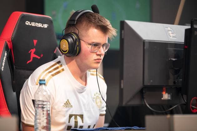Grand Final of the Virtual Bundesliga 2023 Niklas Rank NiklasRank, FC Bayern Grand Final of the Virtual Bundesliga 2023, Koeln, Strassenkickerbase, 10 06 2023 Copyright: xBEAUTIFULxSPORTS Buriakovx