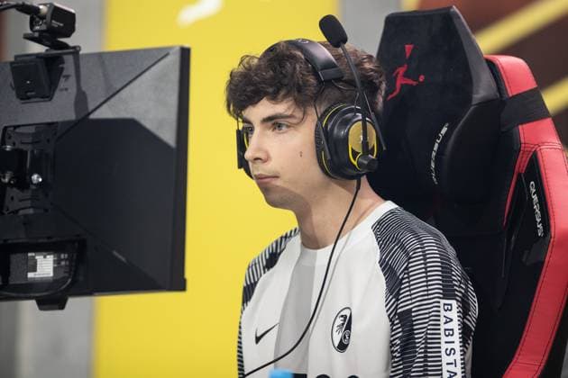Grand Final of the Virtual Bundesliga 2023 Dylan Neuhausen DullenMIKE, SC Freiburg Grand Final of the Virtual Bundesliga 2023, Cologne, Strassenkickerbase, 10 06 2023 Copyright: xBEAUTIFULxSPORTS Buriakovx