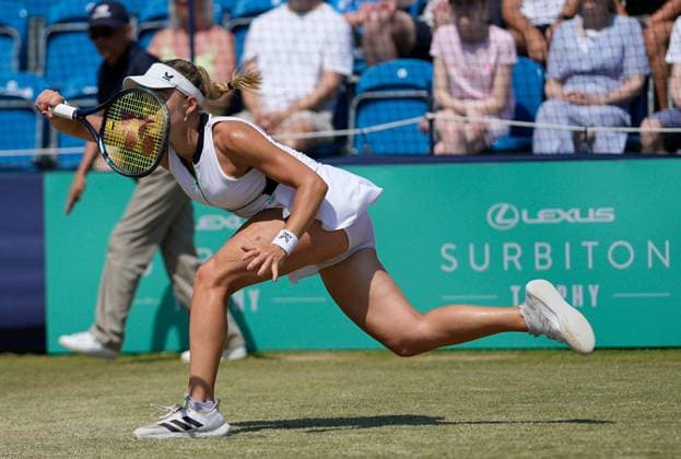 Mandatory Credit: Photo by Dave Shopland Shutterstock (13956575aa) Great Britain s Katie Swan wins her semi final in straight sets Lexus Surbiton Trophy, Tennis, Day 7, Surbiton Racket & Fitness Club, London, UK - 10 June 2023 Lexus Surbiton Trophy, Tennis, Day 7, Surbiton Racket & Fitness Club, London, UK - 10 June 2023 Copyright: xDavexShopland Shutterstockx 13956575aa