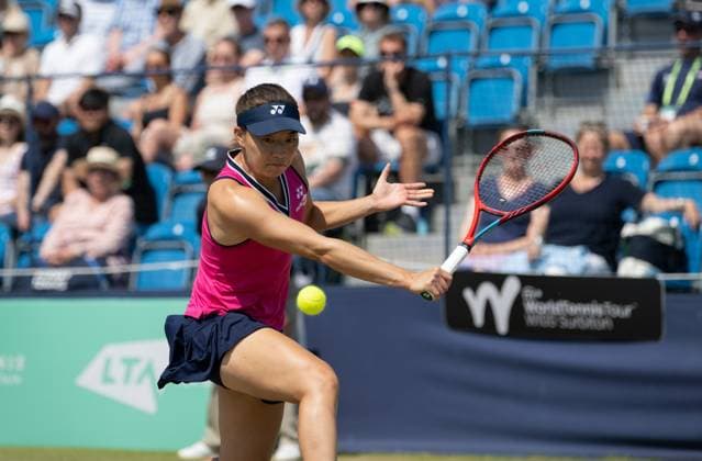 Yuriko Lily Miyazaki (GBR) playing Katie Swan (GBR) in the semi finals of the W100 Surbiton Trophy during day 6 of the Surbiton Trophy, at Surbiton Lawn Tennis Club, Surbiton, England on the 10th June 2023. Copyright: xAlanxStanfordx PMI-5587-0016