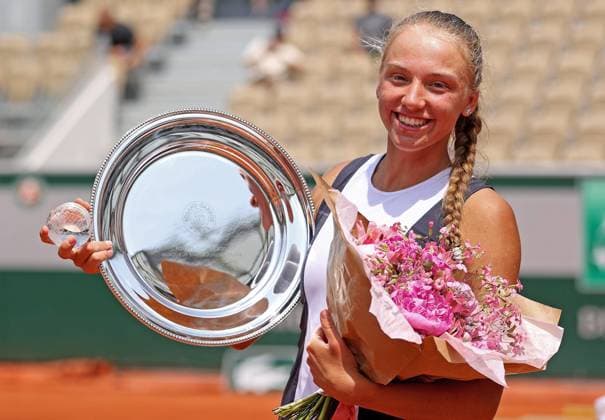 Mandatory Credit: Photo by Ella Ling Shutterstock (13949287c) Alina Korneeva of Russia celebrates with the trophy French Open Tennis, Day 14, Roland Garros, Paris, France - 10 June 2023 French Open Tennis, Day 14, Roland Garros, Paris, France - 10 June 2023  Copyright: xEllaxLing Shutterstockx 13949287c