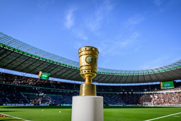 The DFB Cup stands on a pedestal on the edge of the field DFB Cup Final 2023 Eintracht Frankfurt RB Leipzig 0 2 3 June 2023, Olympiastadion, Berlin DFB Cup Final 2023 Eintracht Frankfurt RB Leipzig 0 2