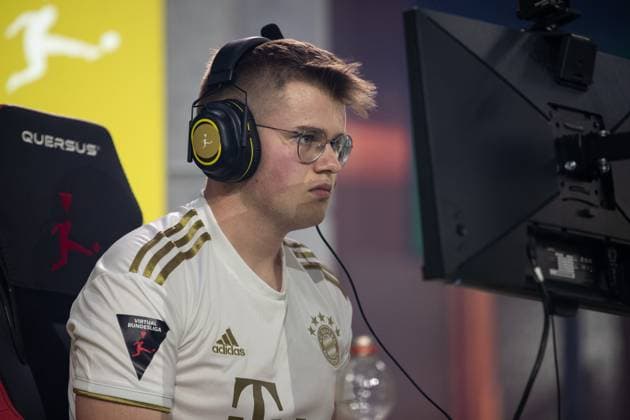 Grand Final of the Virtual Bundesliga 2023 Niklas Rank NiklasRank, FC Bayern Grand Final of the Virtual Bundesliga 2023, Koeln, Strassenkickerbase, 10 06 2023 Copyright: xBEAUTIFULxSPORTS Buriakovx