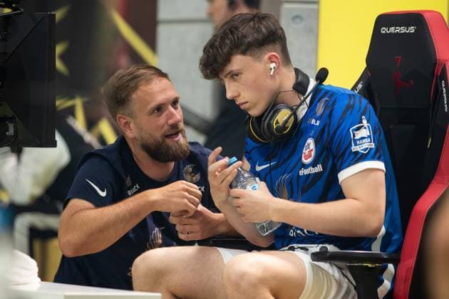 Grand Final of the Virtual Bundesliga 2023 Henning Wilmbusse FCH Henning, Hansa Rostock Grand Final of the Virtual Bundesliga 2023, Koeln, Strassenkickerbase, 10 06 2023 Copyright: xBEAUTIFULxSPORTS Buriakovx