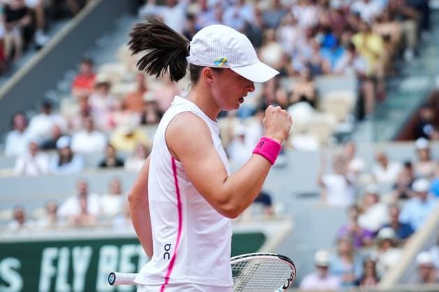 French Open, Roland Garros finale: Iga Swiatek - Karolina Muchova Paris, Frankrike 20230610. Iga Swiatek fra Polen under finalen i tennis mot Karolina Muchova fra Tjekkia i Roland-Garros-turneringen i Paris. Foto: Beate Oma Dahle NTB Paris Frankrike EDITORIAL USE ONLY. RESTRICTED USE FOR BETTING COMPANIES Ref:_SPOXRl34BKttpk.jpg  Copyright: xBeatexOmaxDahlex xNTBx